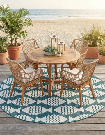 10' x 10' Easy-Clean Coastal Indoor / Outdoor Round Rug
