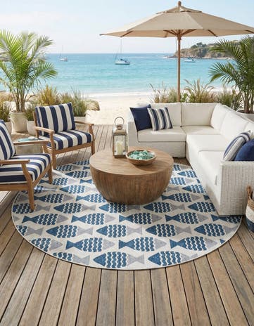 12' x 12' Easy-Clean Coastal Indoor / Outdoor Round Rug