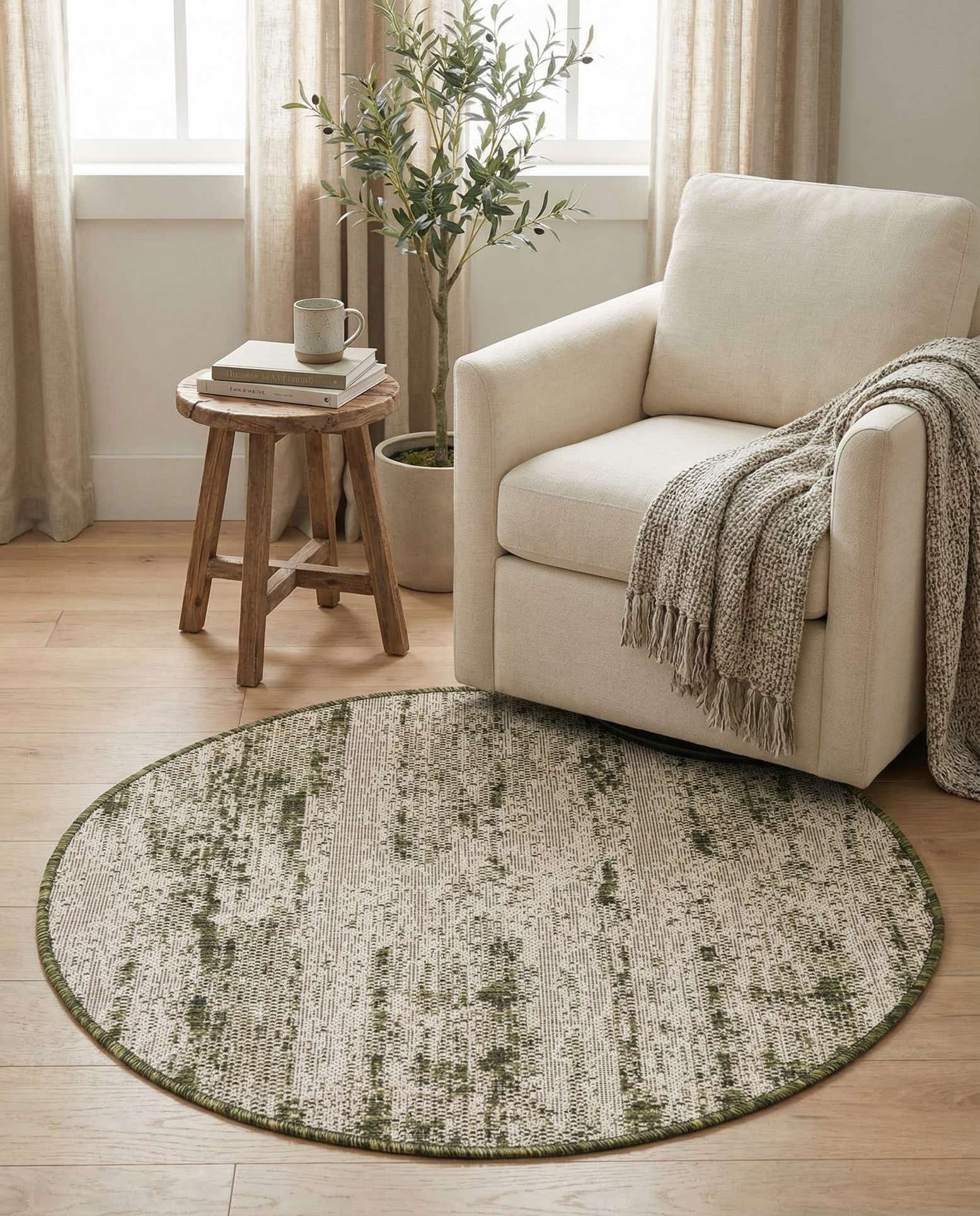 3' x 3' Easy-Clean Modern Indoor / Outdoor Round Rug