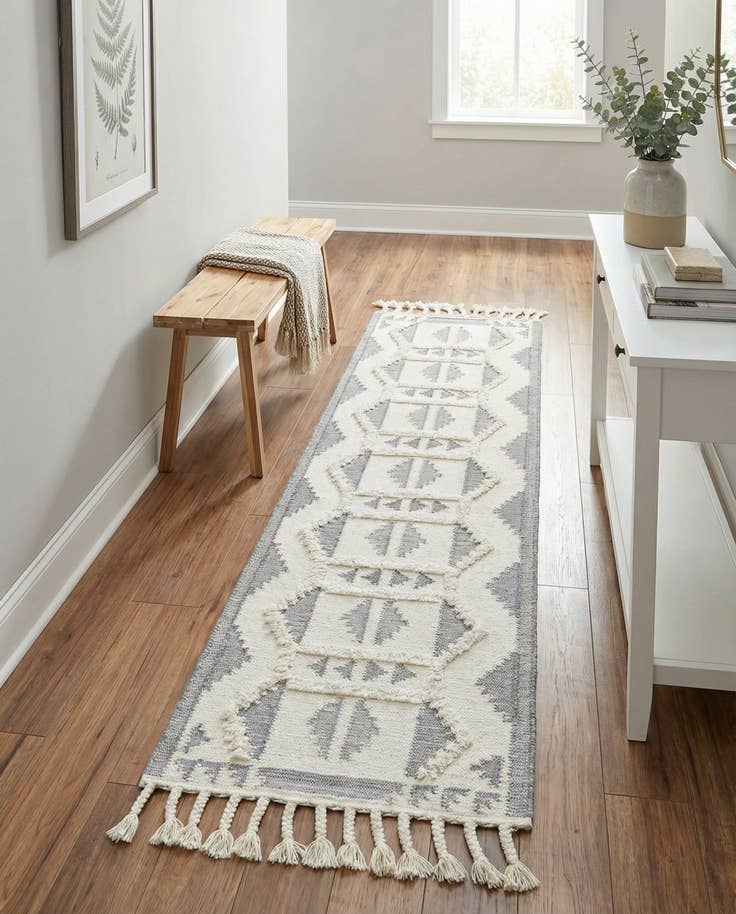 Detail image of 2' 7 x 10' Hand Woven Arizona Wool Runner Rug