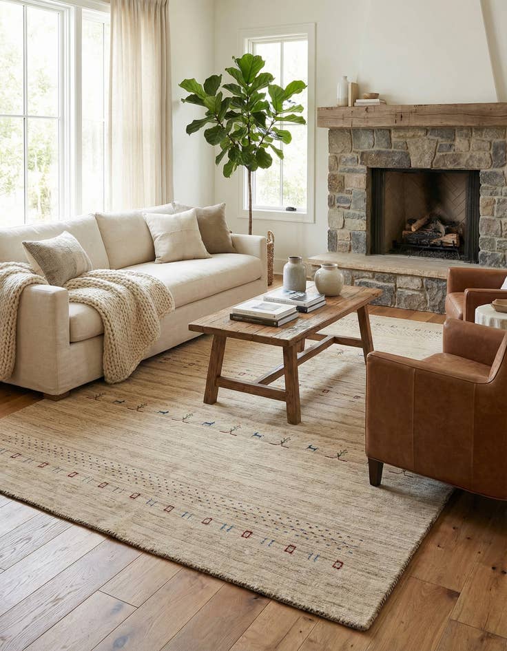 Detail image of  6' 6 x 9' 10  Hand Knotted Gabbeh Wool Rug