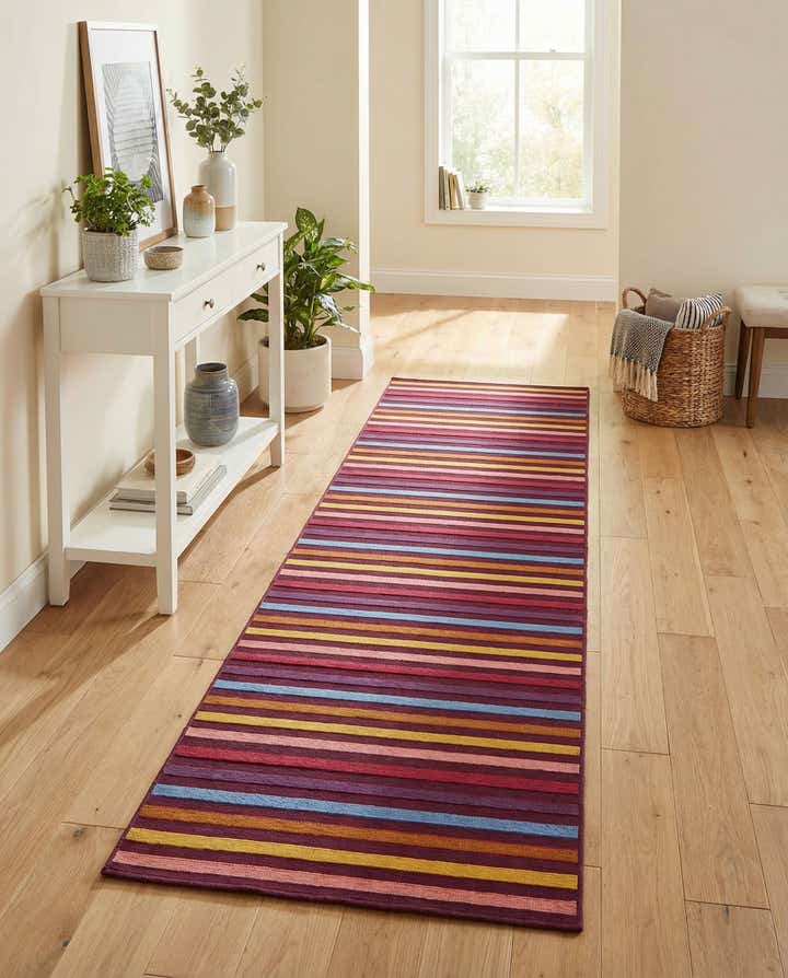 2' 7 x 10' Easy-Clean Striped Indoor / Outdoor Runner Rug