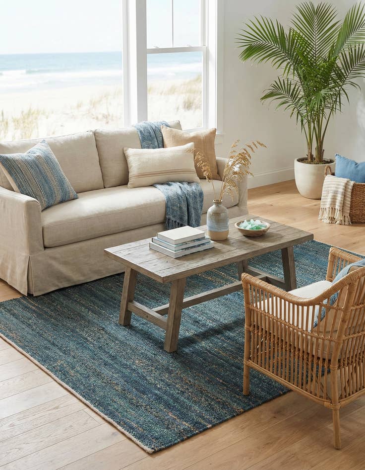 Detail image of 4' 1 x 6' 1  Hand Woven Palm Beach Jute Rug