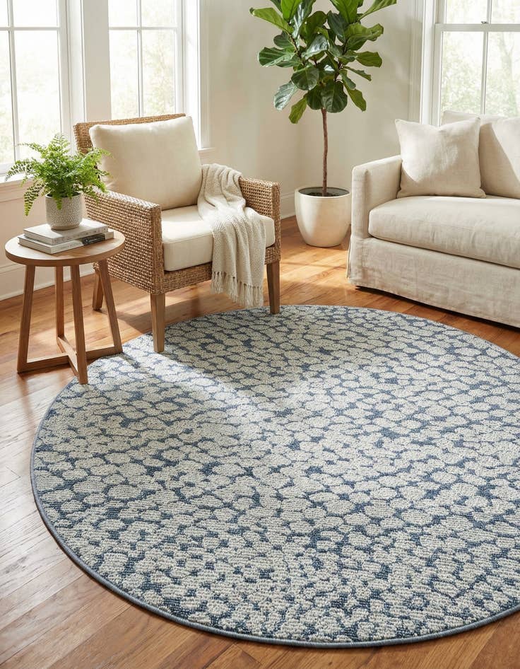 Detail image of 5' 3 x 5' 3  Washable Safari Indoor / Outdoor Round Rug