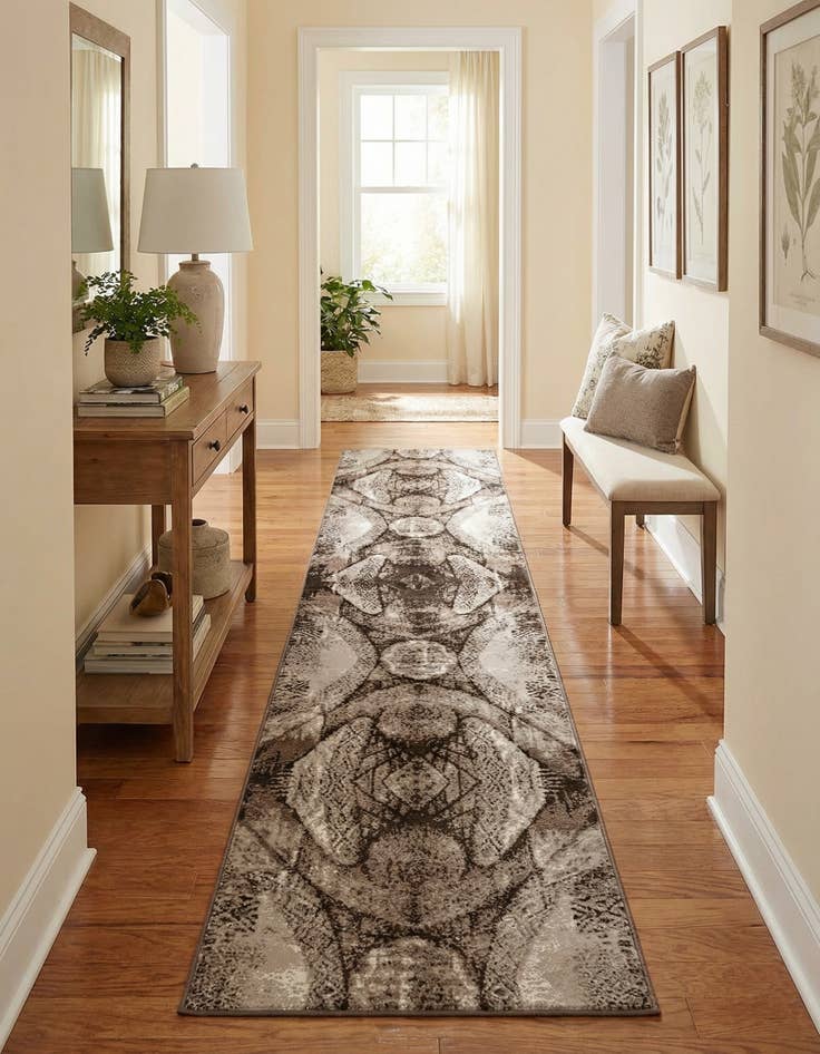 Detail image of 3' 3 x 16' 5 Monaco Runner Rug