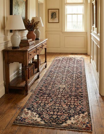 2' 6 x 9' 4 Hamedan Runner Rug