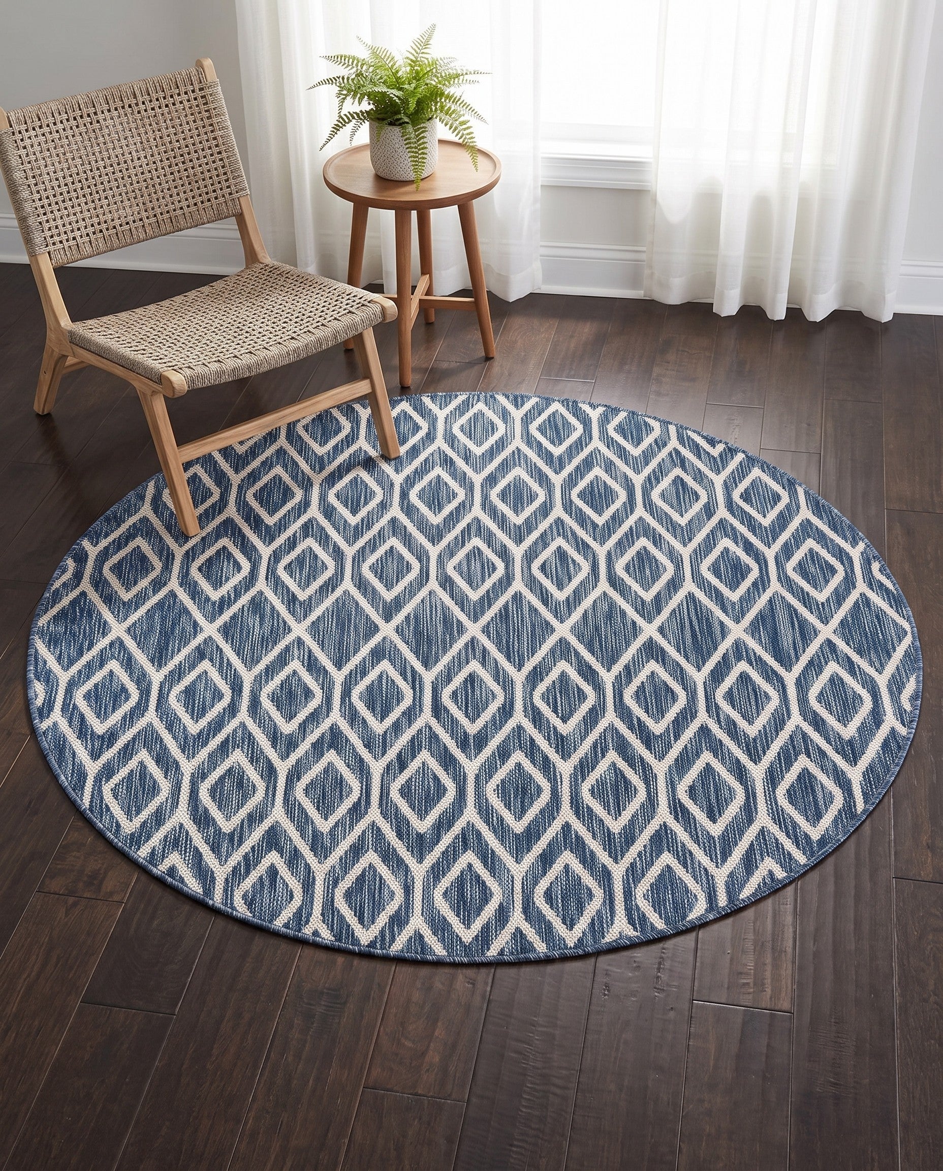 4' x 4' Easy-Clean Jill Zarin Turks and Caicos Indoor / Outdoor Round Rug