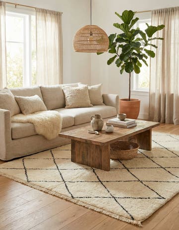 5' 4 x 8' 5 Hand Knotted Moroccan Wool Rug