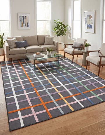 250cm x 305cm Easy-Clean Checkered Indoor / Outdoor Rug