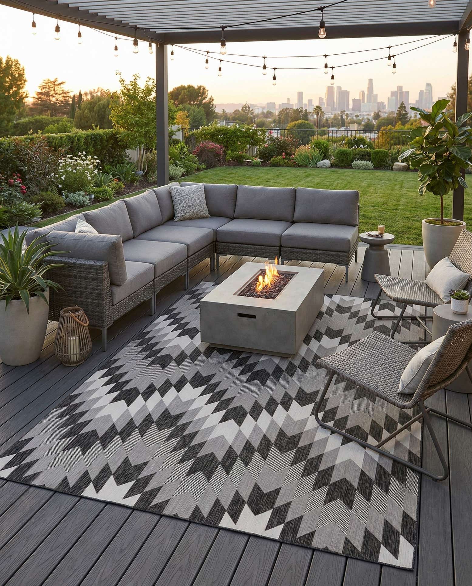 10' x 14' Easy-Clean Modern Indoor / Outdoor Rug