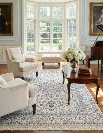 4' 4 x 7' Hand Knotted Nain Rug