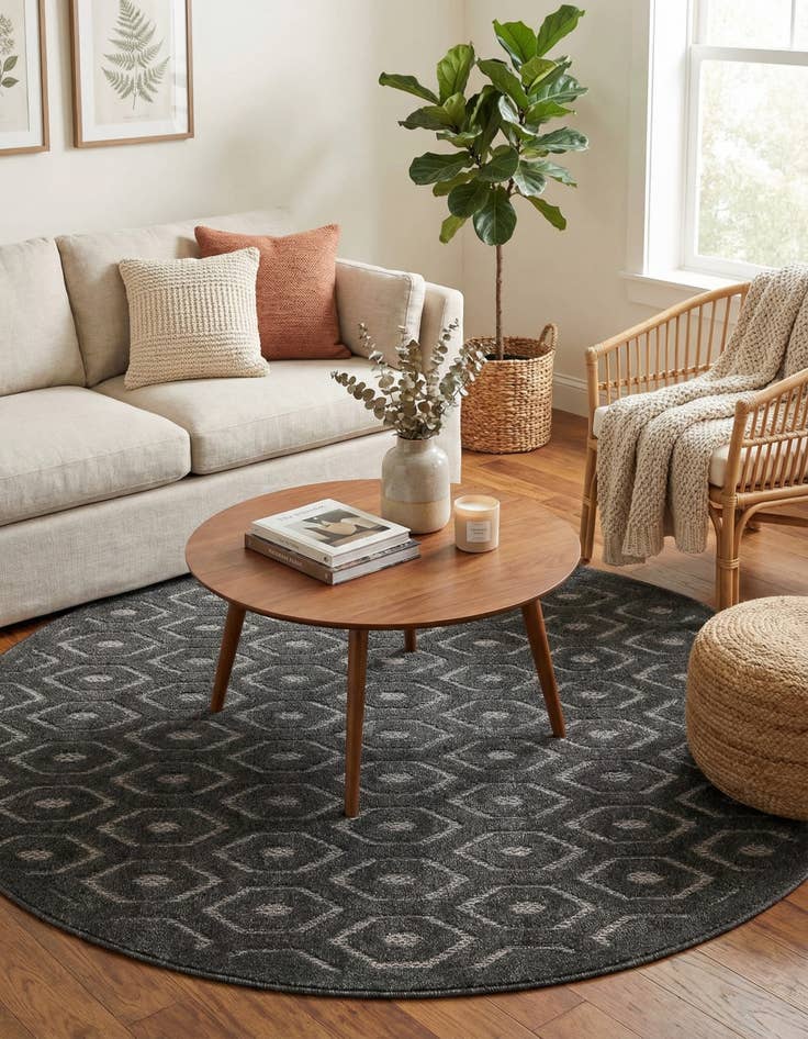 Detail image of 5' 3 x 5' 3  Washable Trellis Textured Indoor / Outdoor Round Rug