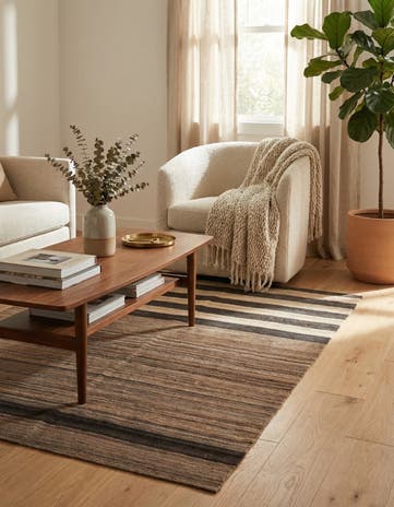 4' 3 x 5' 7 Hand Woven Kilim Modern Wool Rug
