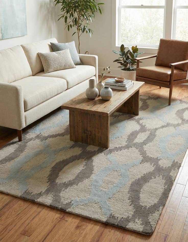 Detail image of  4' 10 x 7' 10 Luna Rug