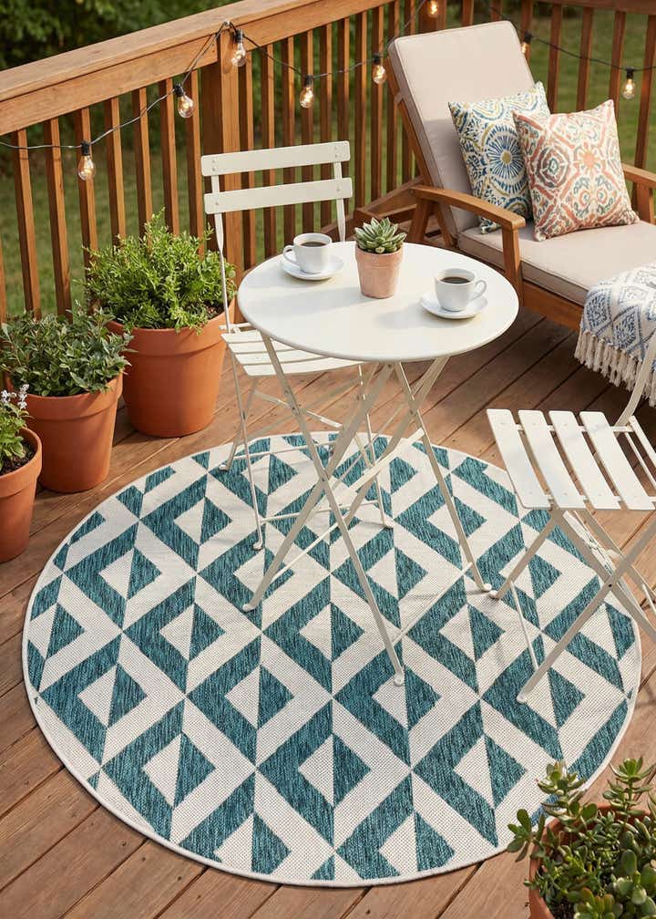 4' x 4' Easy-Clean Jill Zarin Napa Indoor / Outdoor Round Rug