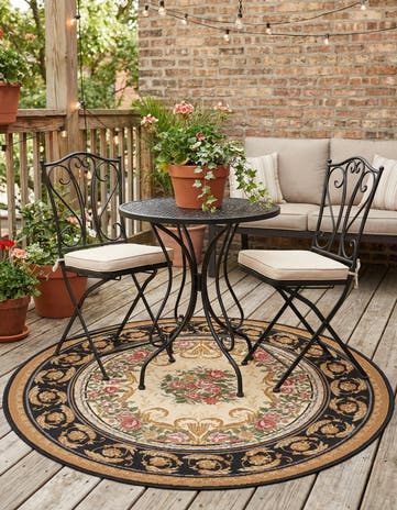 4' x 4' Easy-Clean Traditional Indoor / Outdoor Round Rug