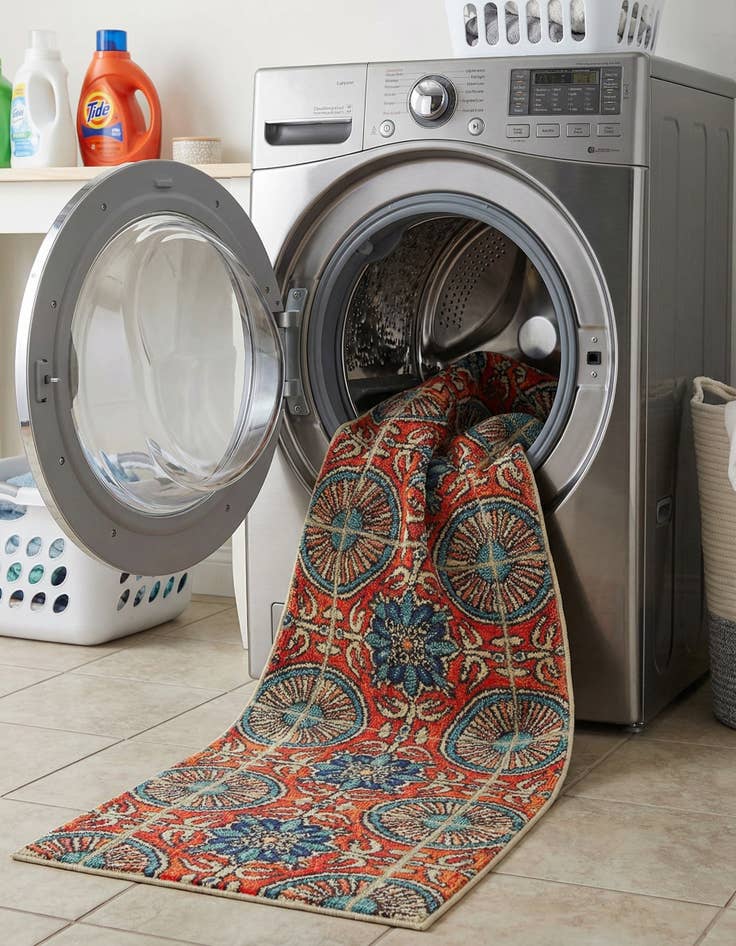 Detail image of 2' 7 x 10'  Washable Casablanca Runner Rug