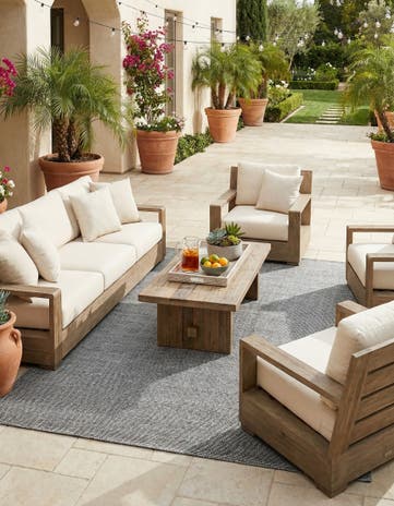 10' x 14' 1 Easy-Clean Jill Zarin Palm Springs Indoor / Outdoor Rug