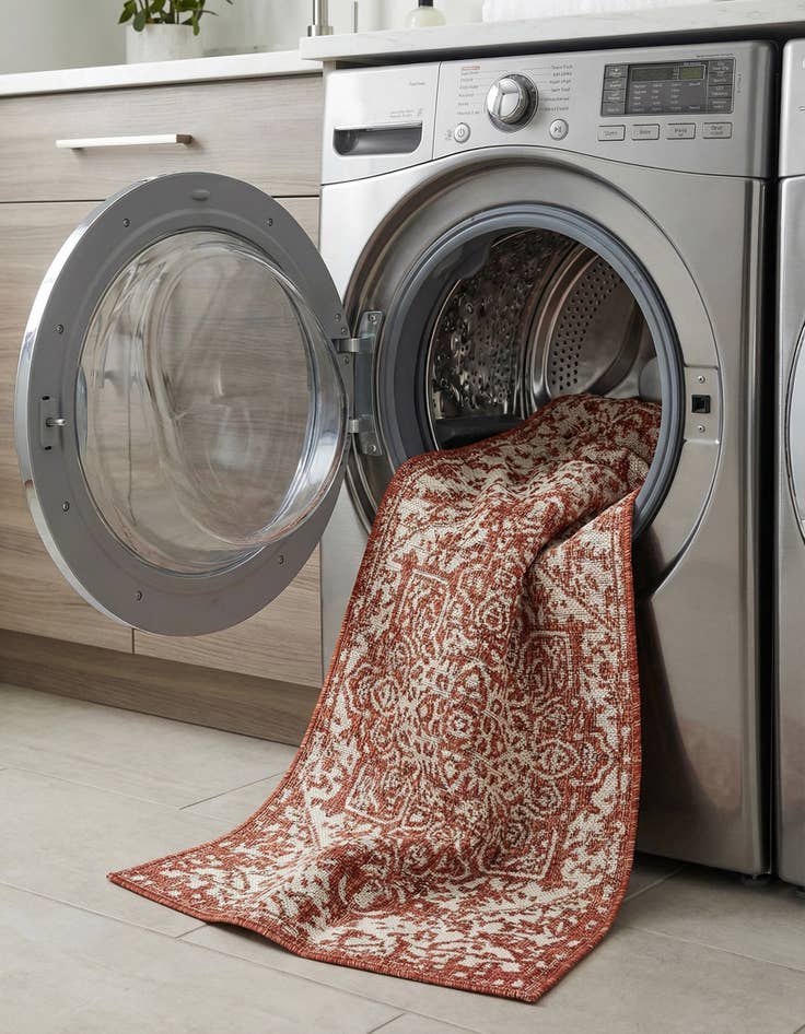 Detail image of 2' x 8'  Washable Jill Zarin Dubai Indoor / Outdoor Runner Rug