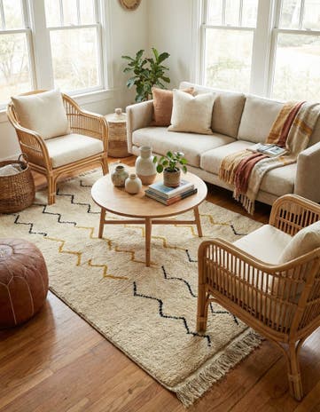 5' x 8' 5 Hand Knotted Moroccan Wool Rug