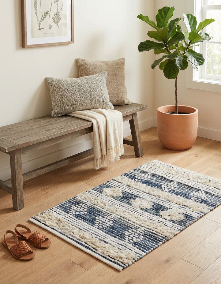 2' x 3' 1 Hand Woven Cotton Chindi Rug