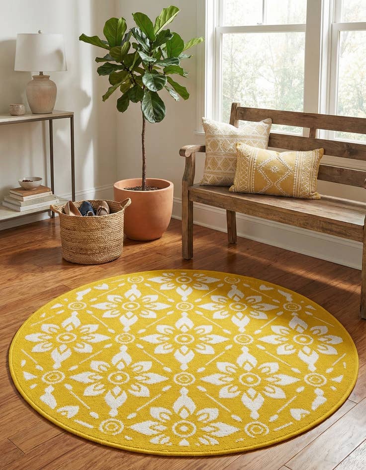Detail image of 3' x 3'  Washable Trellis Indoor / Outdoor Round Rug