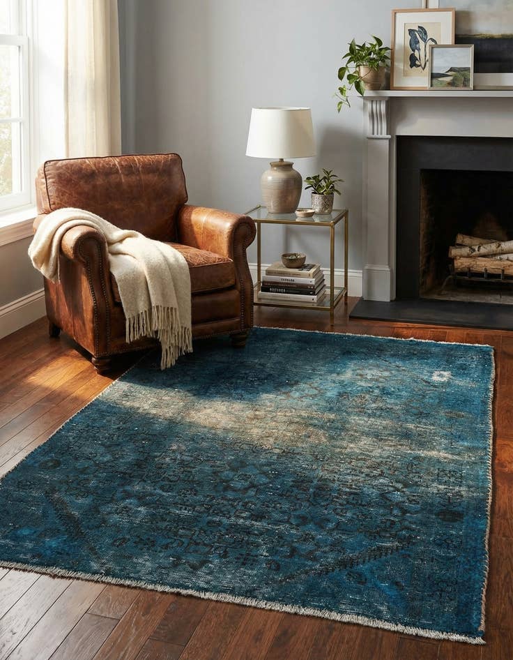 Detail image of 3' 5 x 4' 10 Hand Knotted Ultra Vintage Persian Wool Rug