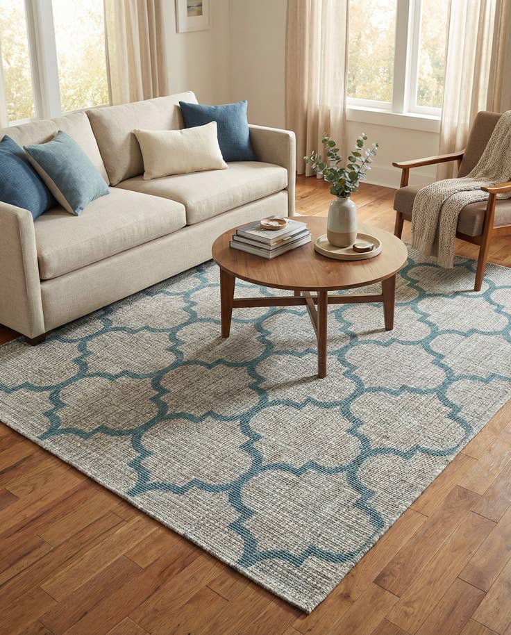 Detail image of 4' x 6' Easy-Clean Trellis Indoor / Outdoor Rug