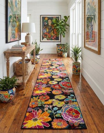 2' 7 x 19' 8 Tuscany Runner Rug