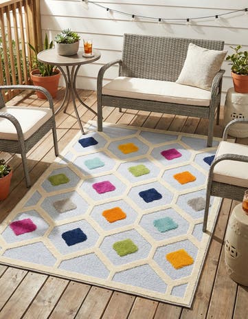 4' x 6' Easy-Clean Aruba Indoor / Outdoor Rug