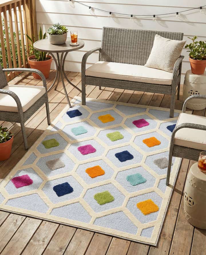 4' x 6' Easy-Clean Aruba Indoor / Outdoor Rug