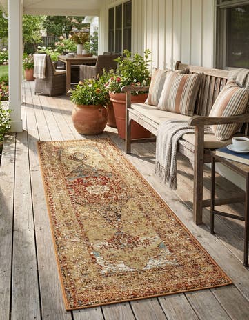 2' x 6' Easy-Clean Traditional Indoor / Outdoor Runner Rug