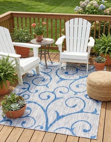 Gray Easy-Clean Botanical Indoor / Outdoor Rug