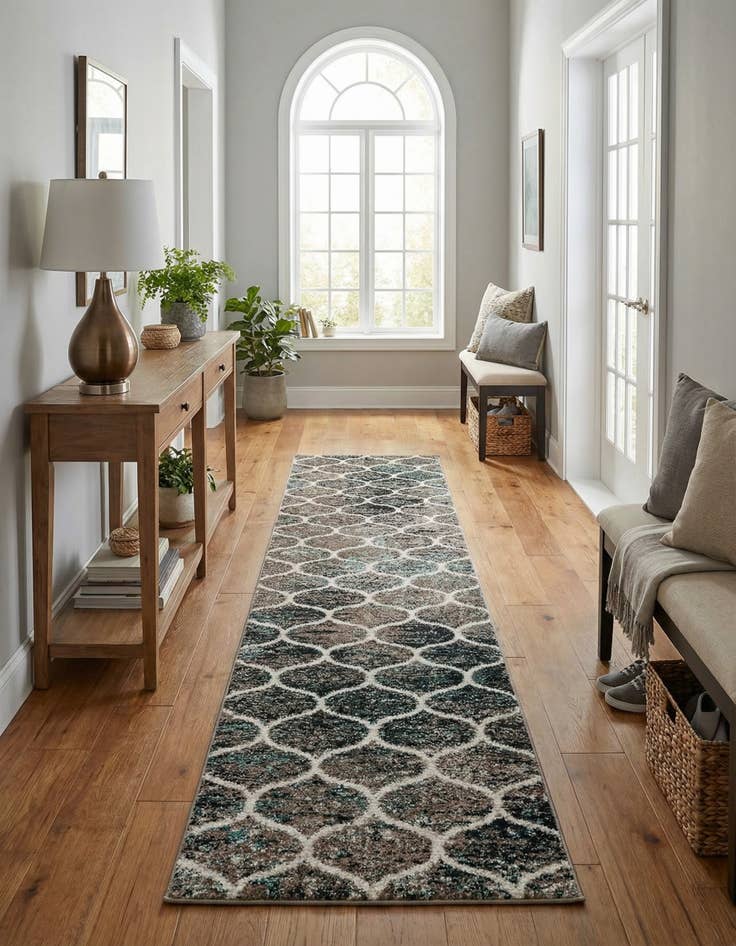 Detail image of  2' 7 x 12' Lattice Frieze Runner Rug