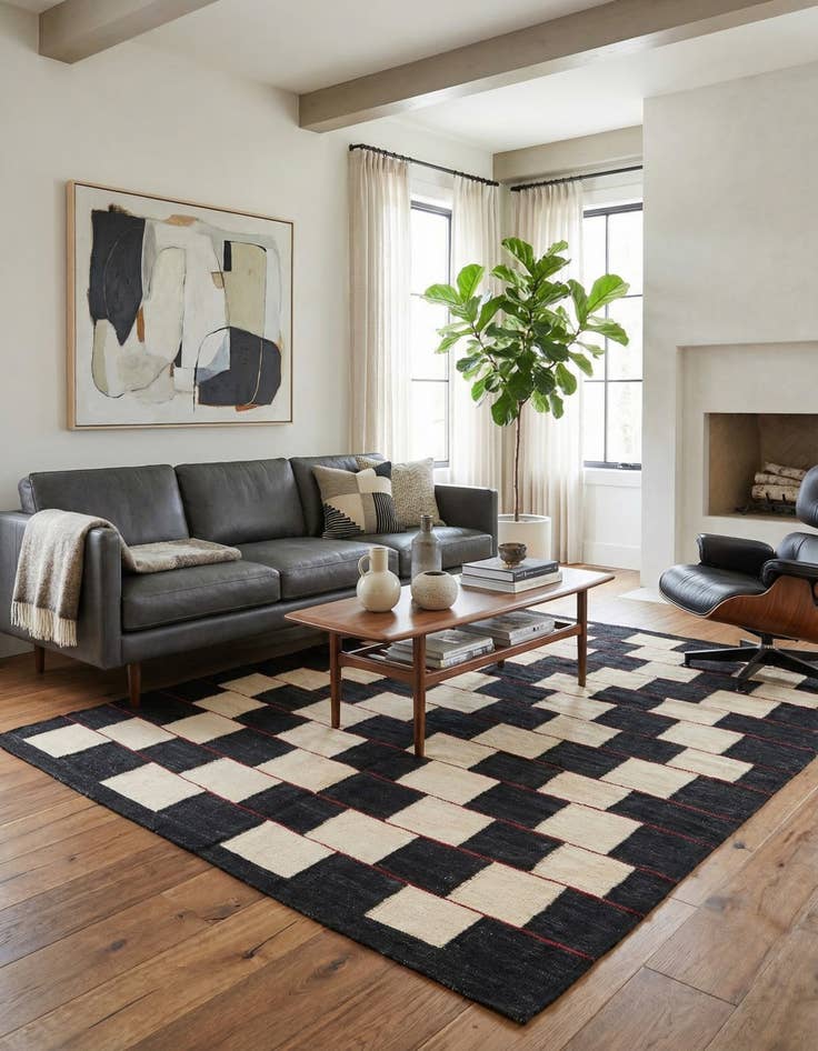 Detail image of 4' 5 x 5' 9  Hand Woven Kilim Modern Wool Rug