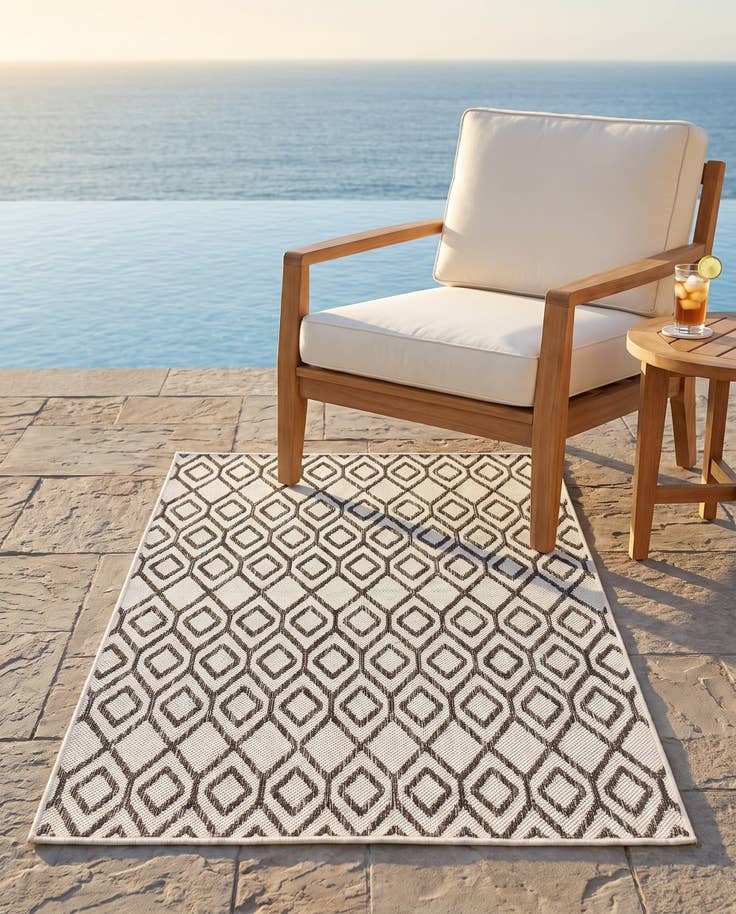 Detail image of 3' x 5' 3 Easy-Clean Jill Zarin Turks and Caicos Indoor / Outdoor Rug