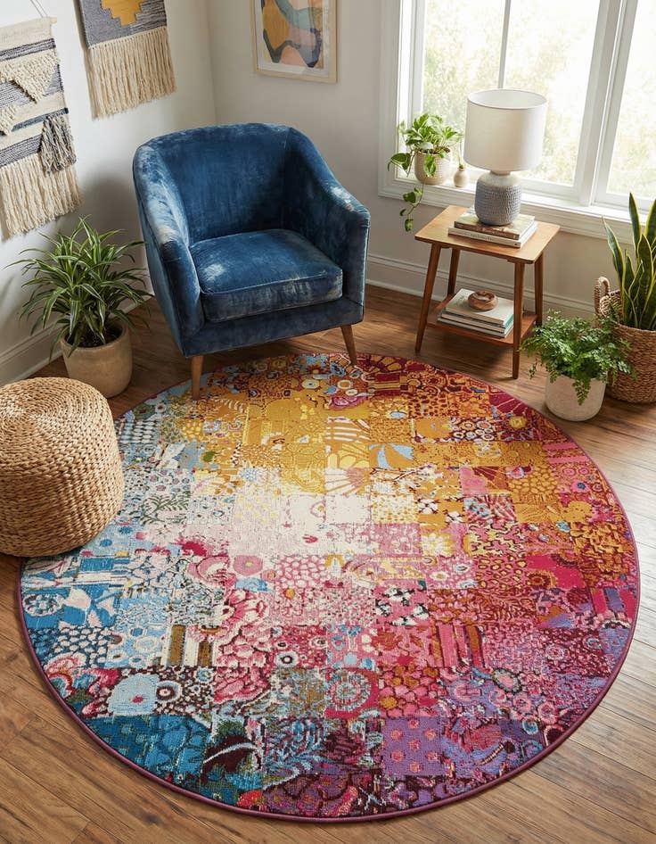 Detail image of 5' x 5'  Washable Modern Indoor / Outdoor Round Rug