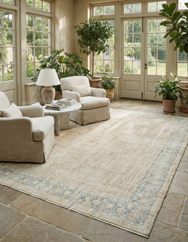 Detail image of 9' 8 x 12' 9 Vintage Royal Wool Rug