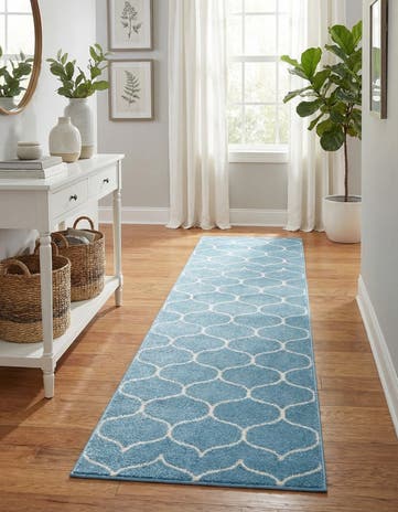2' x 13' Lattice Frieze Runner Rug