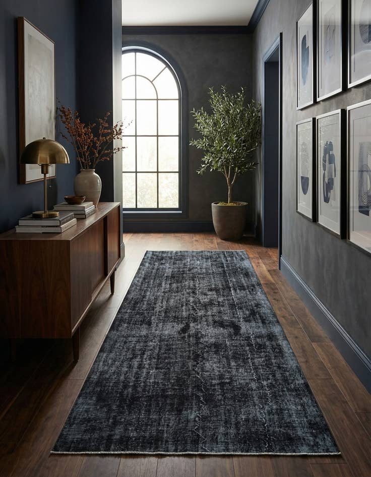 Detail image of 6' 7 x 9' 10 Ultra Vintage Wool Runner Rug