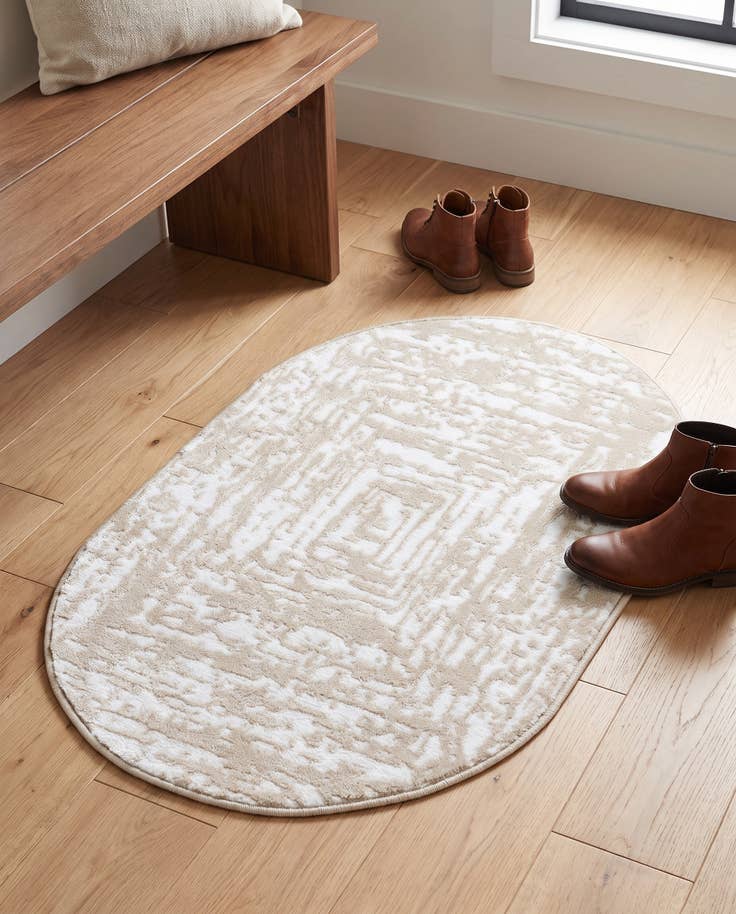 Detail image of 2' x 3' Hermitage Oval Rug