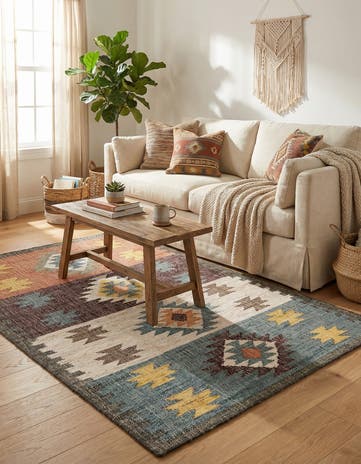 4' 1 x 6' 1 Hand Woven Kala Handwoven Jute Rug