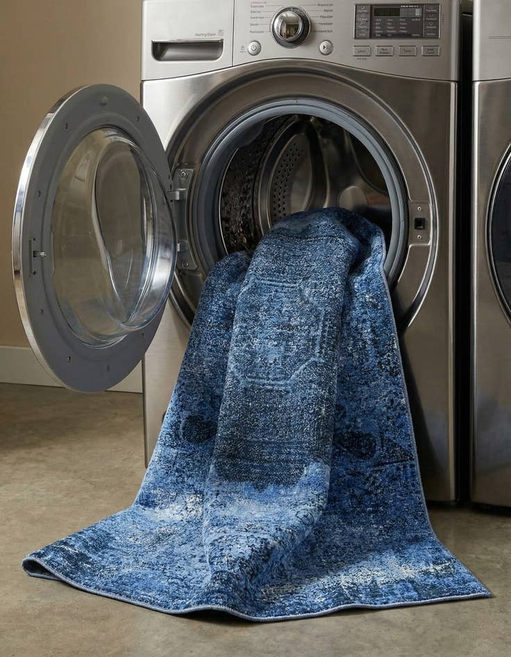 Detail image of  7' 10 x 10'  Washable Yara Rug