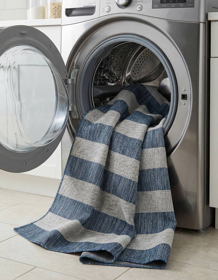 Detail image of 7' 10 x 10'  Washable Striped Indoor / Outdoor Rug