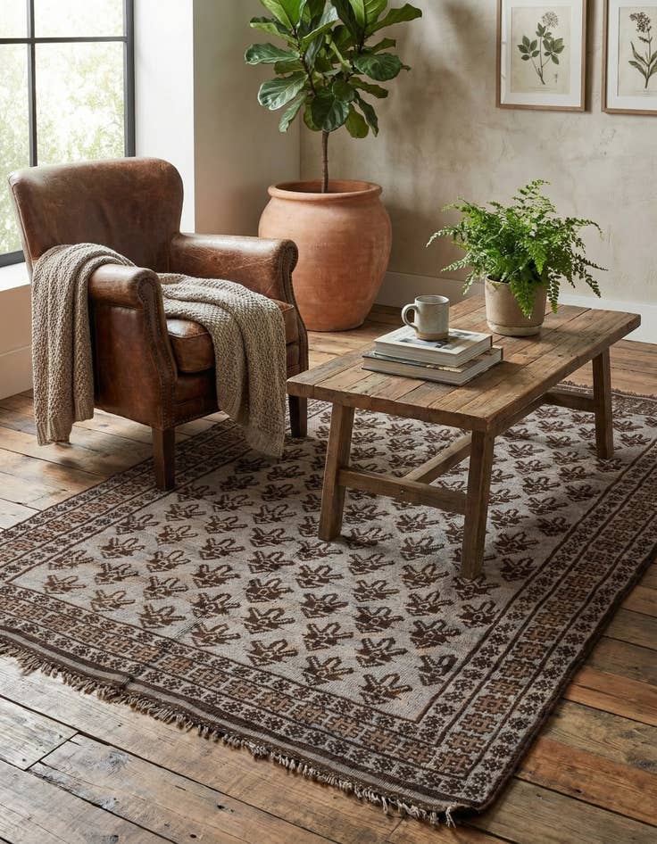 Detail image of 4' 9 x 8'  Hand Knotted Balouch Wool Rug