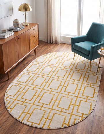 5' 3 x 8' Marilyn Monroe™ Glam Deco Oval Rug