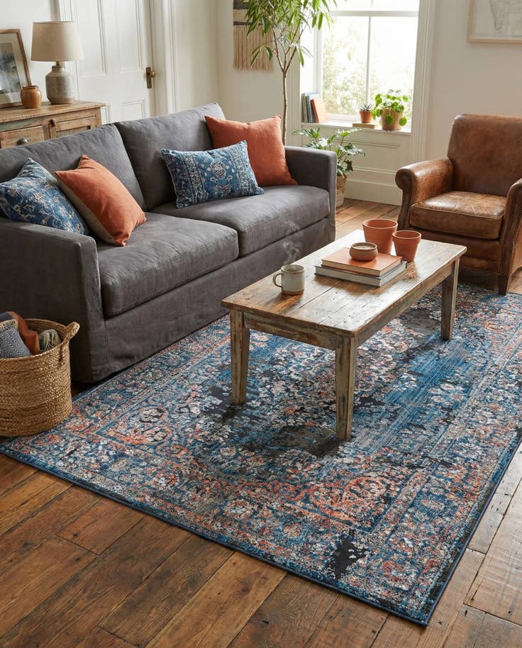 Detail image of 5' x 7' 8 Fleur Rug