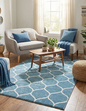 4' x 6' Lattice Frieze Rug