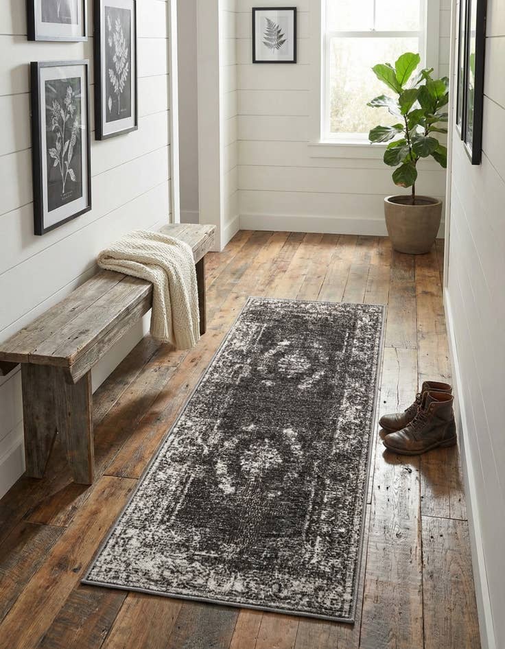 Detail image of 2' x 5' 3 Aarhus Runner Rug