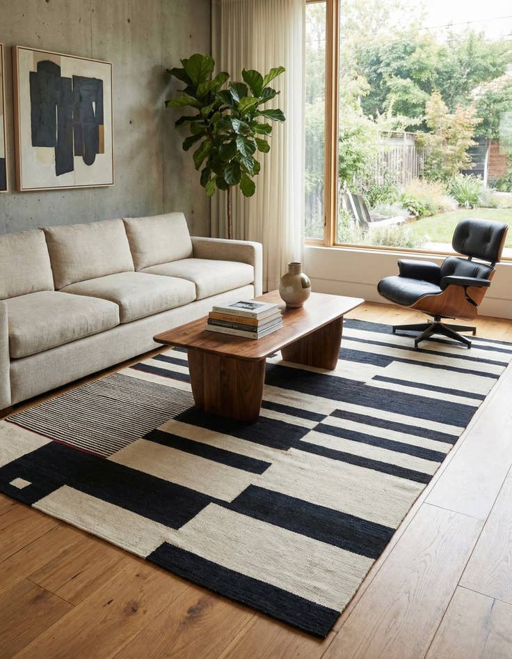 Detail image of 6' 9 x 9' 7  Hand Woven Kilim Modern Wool Rug